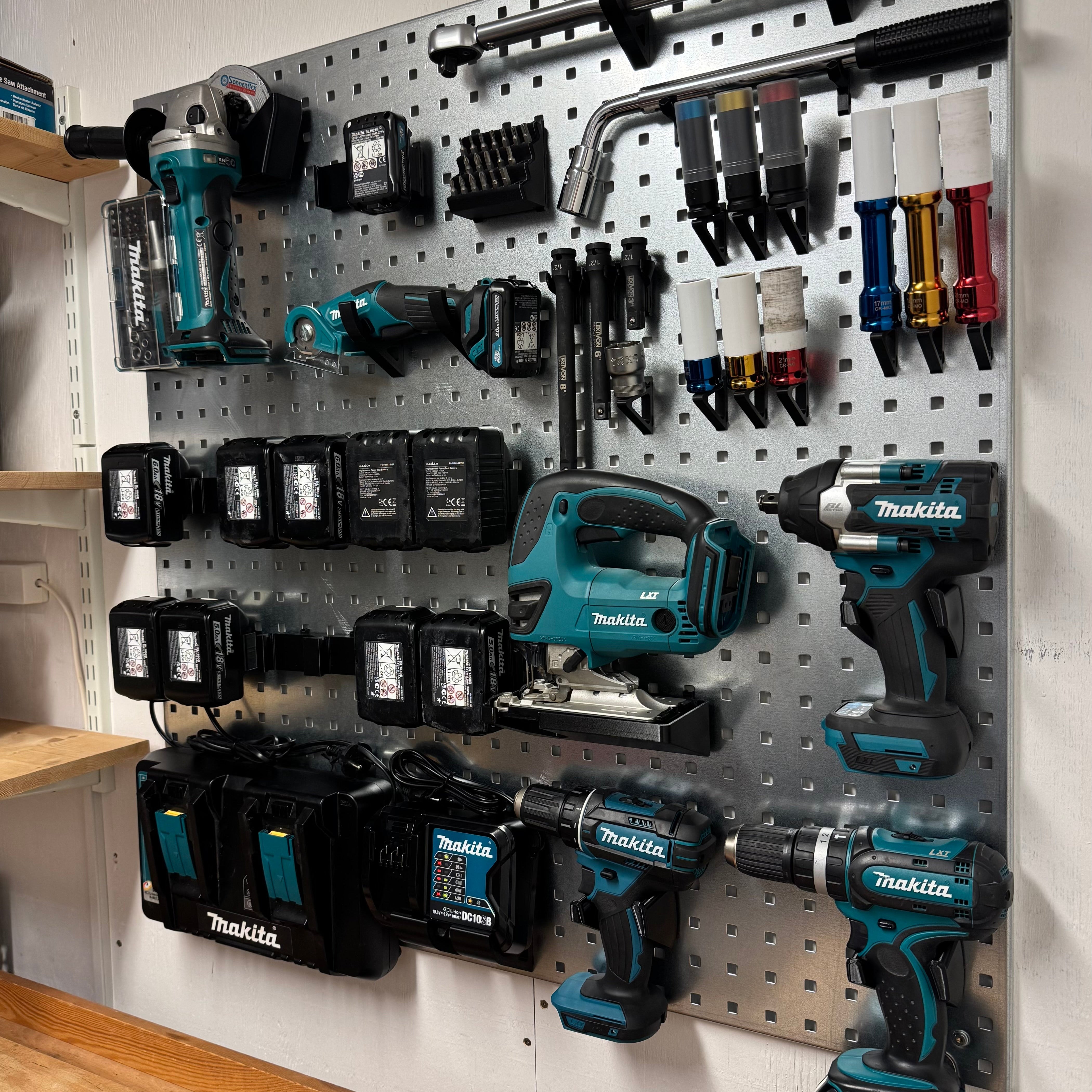 Makita suspension for tool boards