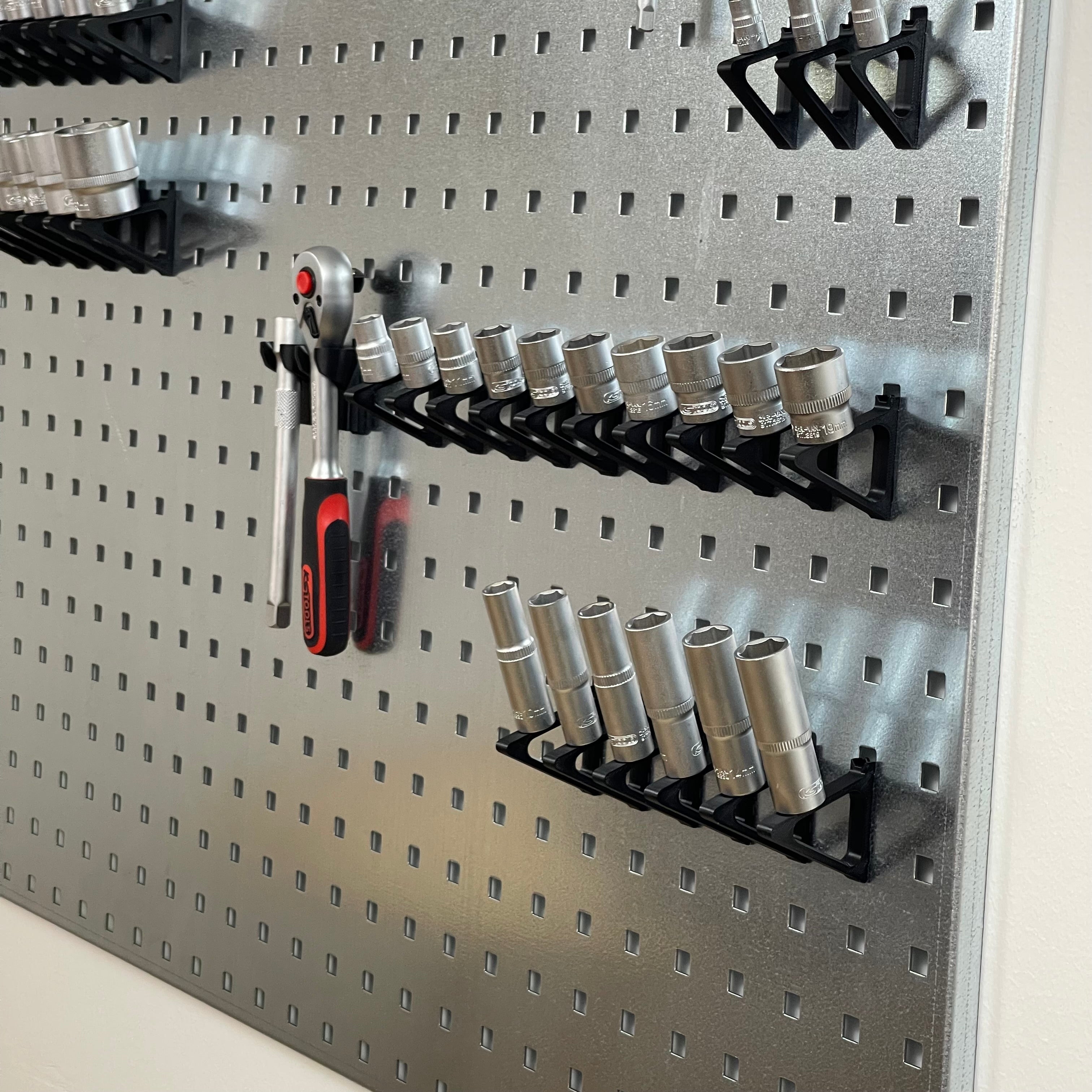 Top holder for tool boards