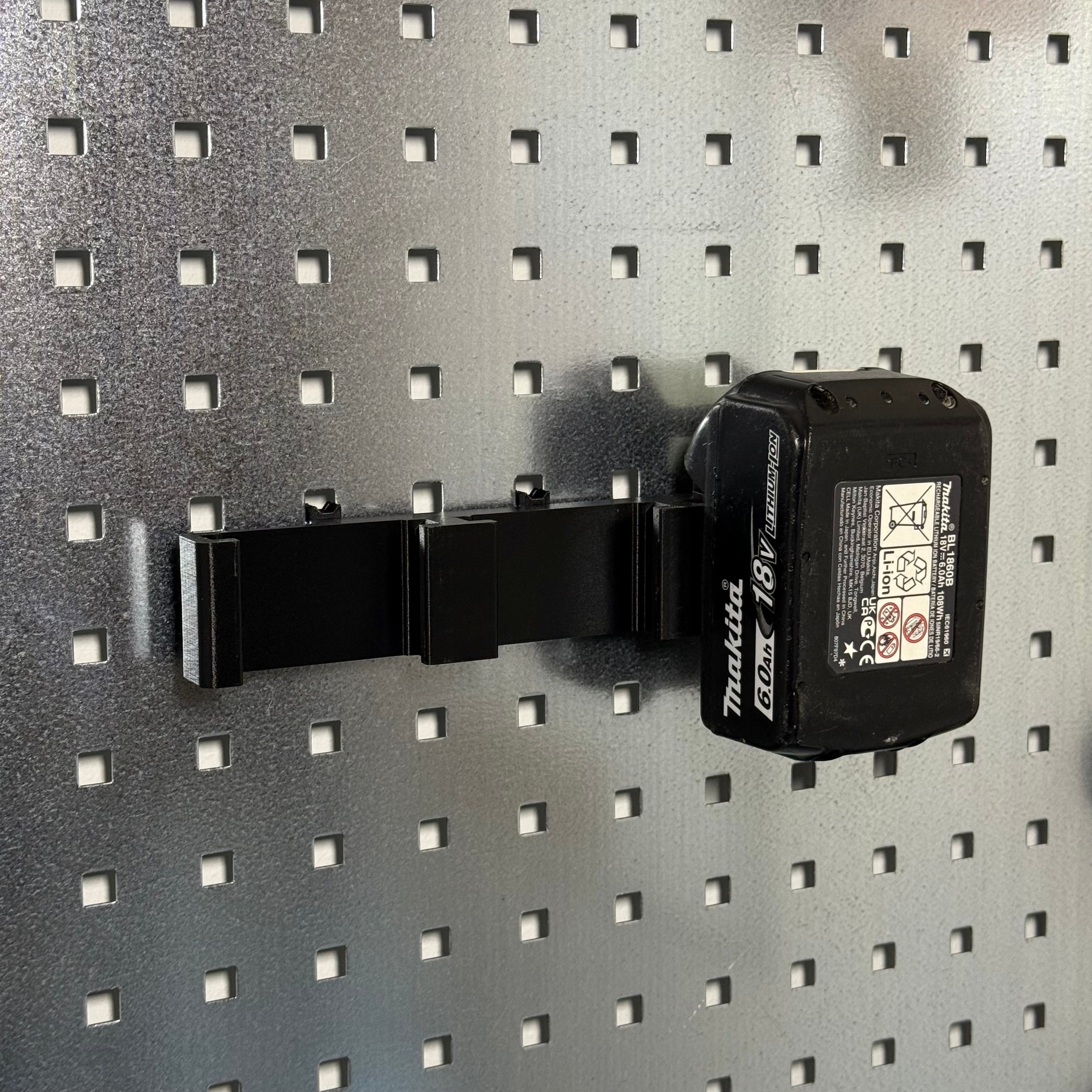 Makita fäste för verktygstavlor