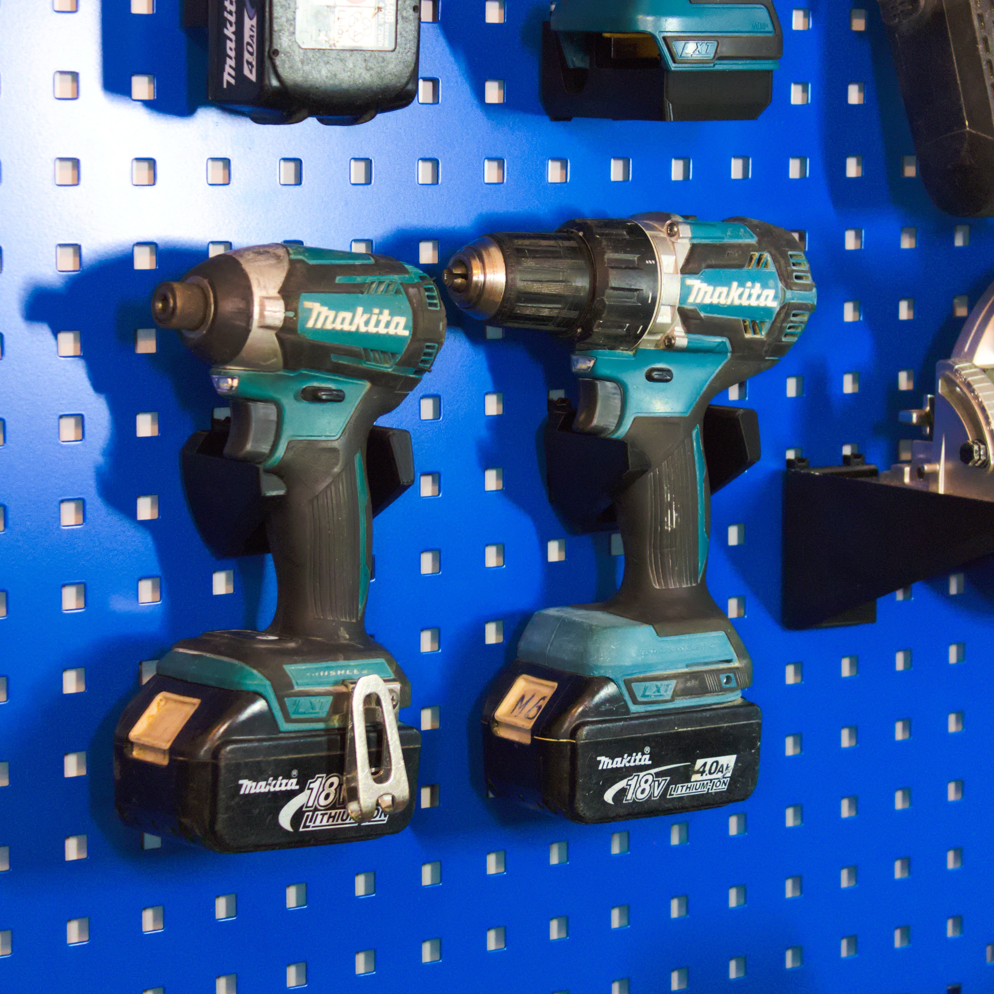 Makita suspension for tool boards