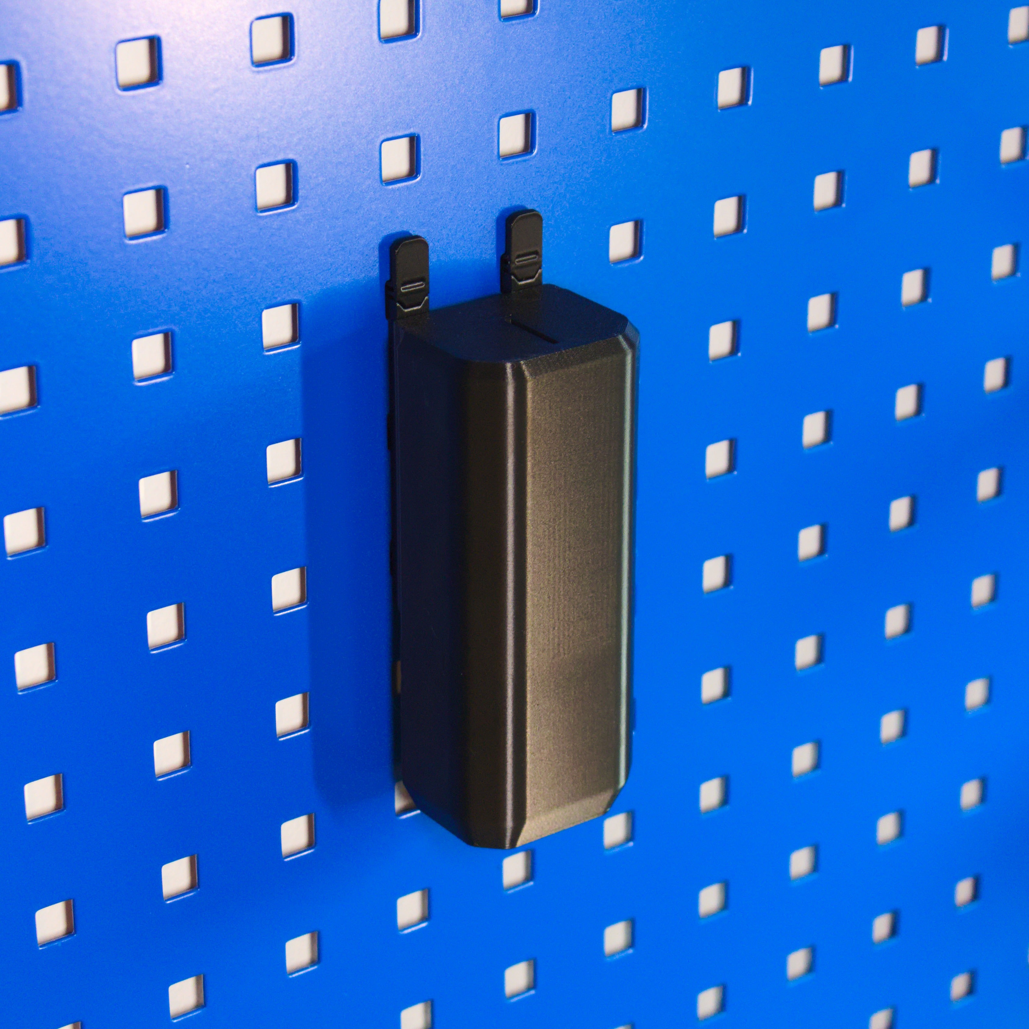 Brugte knivblade beholder til værktøjstavler