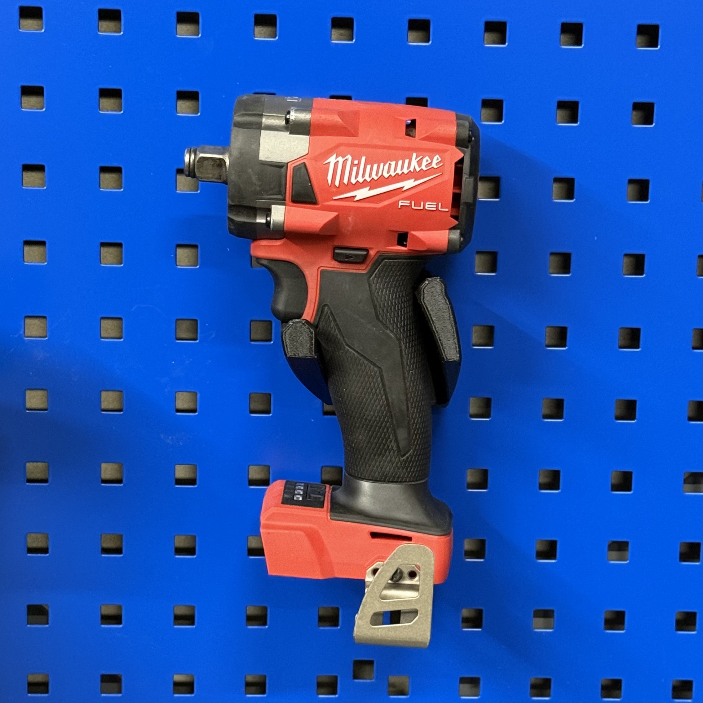 Makita tool board hanger