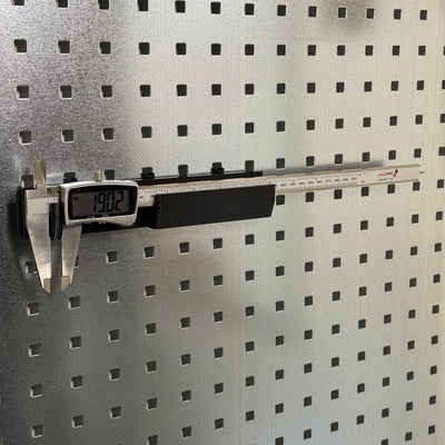 Skyvelæreholder til verktøytavler